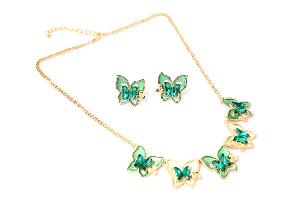 BUTTERFLY NECKLACE